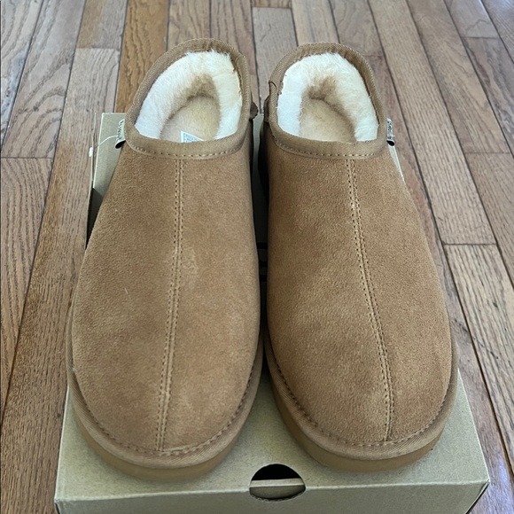 Bearpaw Men’s cozy slippers - Picture 2 of 7